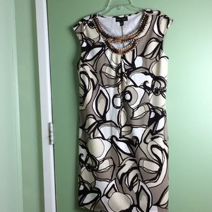 Size 12 L Dana Buchman Dress.  (A)